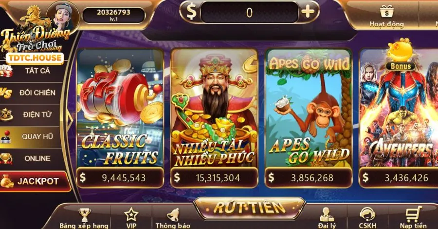 Hình ảnh minh họa các môn thể thao phổ biến như bóng đá, bóng rổ, tennis và esports trên nền tảng 7789bet Web